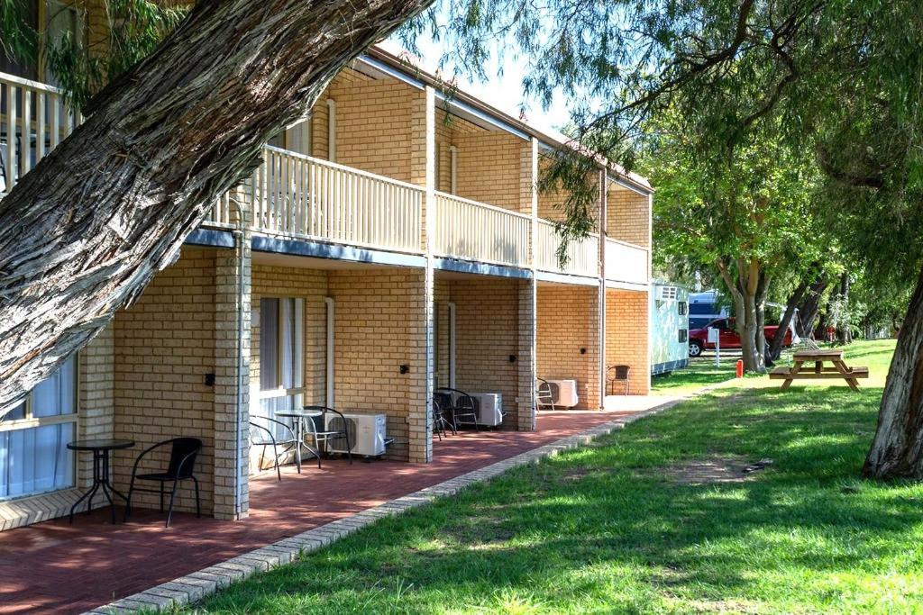 Busselton Villas And Glamping Village Exterior photo